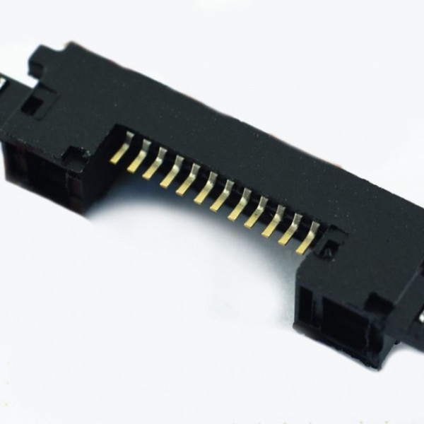 xl-8834-sistemnyiy-razyem-sonyericsson-k550-w910-c902-w880