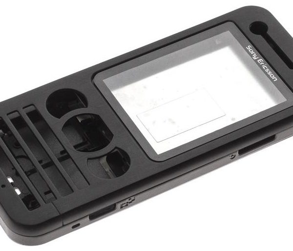 W890